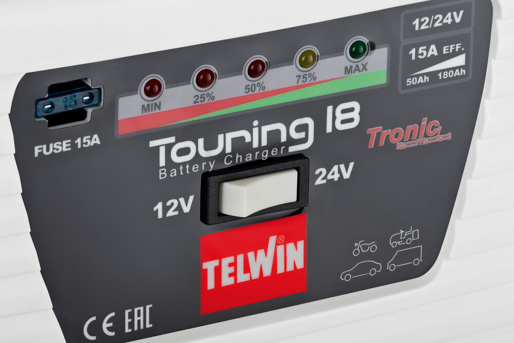 Chargeur de batterie Telwin Touring 18 en Promotion