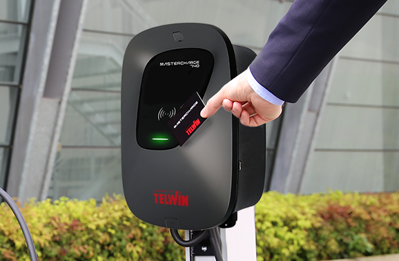 MASTERCHARGE CONNECT: | Telwin